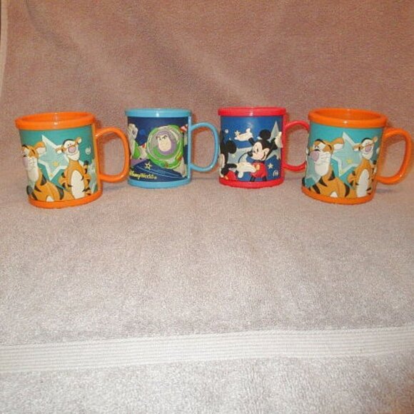 Vtg Disney Mugs Tigger Buzz Lightyear Mickey 3D Plastic Cups Kid Friendly 4X Lot - Picture 1 of 12